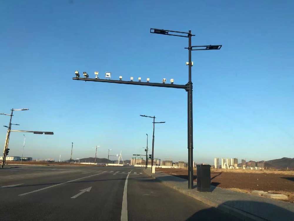 江阴市黑龙江佳木斯综合路灯杆项目